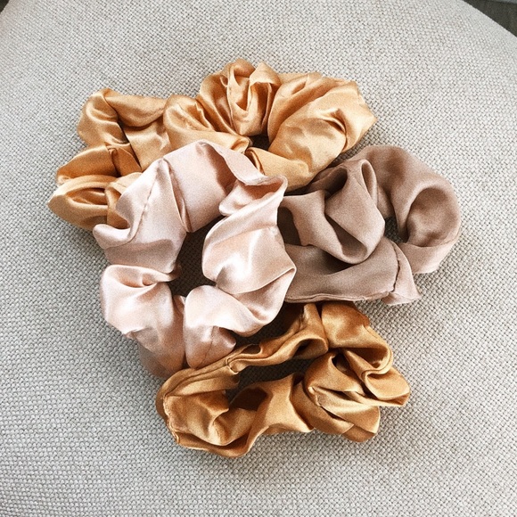 Accessories - 5 PACK NEUTRAL SILK STYLE SCRUNCHIES